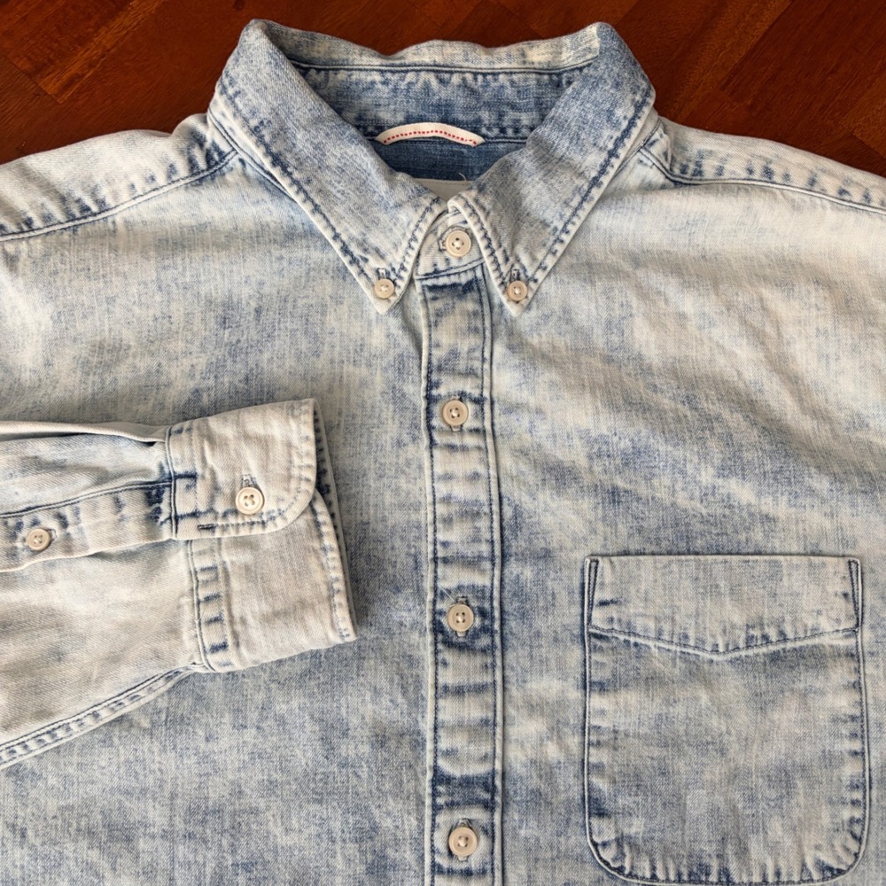 American Eagle Acid Wash Long Sleeve Cotton Denim Button Up Shirt L